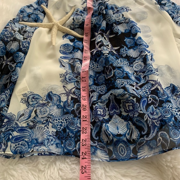 WHBM 100% poly sheer blue Seashell design Sheer button up blouse NWT siz… - Picture 11 of 11